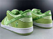 STRANGELOVE x NIKE SB DUNK LOW GREEN VELVET - 5