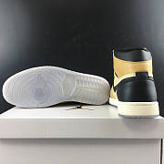 Air Jordan 1 Retro High Black Mushroom AH7389-003 - 6