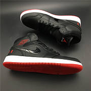 Air Jordan 1 Retro Mid 'Bred' BQ6578-001 - 4