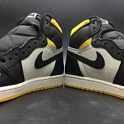 Air Jordan 1 Retro High Not for Resale Varsity Maize 861428-107 - 5