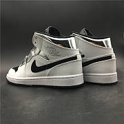 Nike Air Jordan 1 Mid  Kahwi Leonard  554724-121 - 4