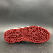 Air Jordan 1 Mid 'Banned' 554724 610 - 5