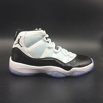 Air Jordan 11 Retro Concord (2011) 