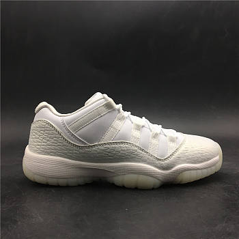  Air Jordan 11 Lows 'Frost White' 