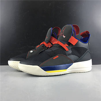 Air Jordan 33 “Tech Pack” 