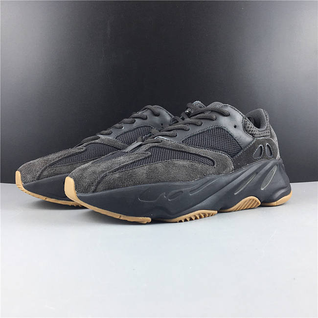 yeezy 700 utility