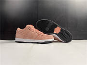 Nike SB Dunk Low Pink Pig  - 2