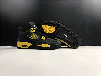Air Jordan 4 Retro Thunder 