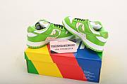 Supreme x Nike SB Dunk Low Mean Green  - 2