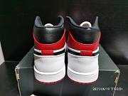 Air Jordan 1 Mid Chicago 554724-173 - 5