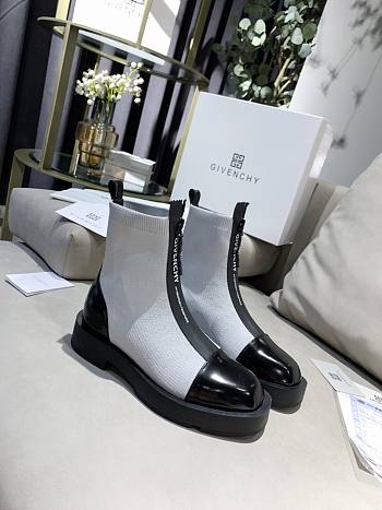 Givenchy Chelsea boots Grey