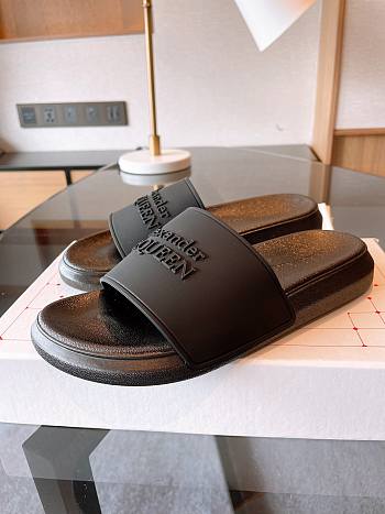 Alexander McQueen Pool Slide Black