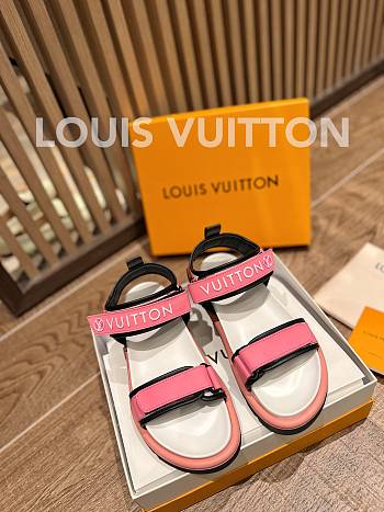 Louis Vuitton Pool Pillow flat comfort sandal Rose Pop Pink