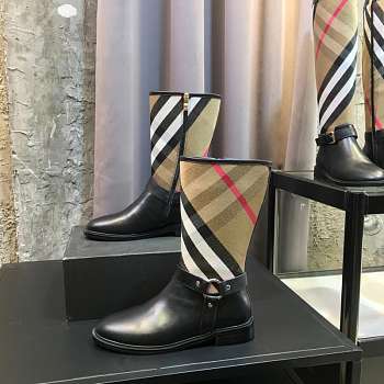 Burberry House Check and Rubber Rain Boots