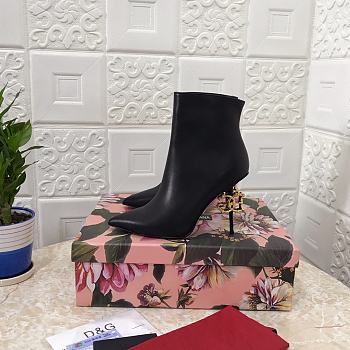 Dolce & Gabbana ankle boots with DG Pop heel black