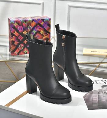 Louis Vuitton Silhouette ankle boot Monogram Patent Black