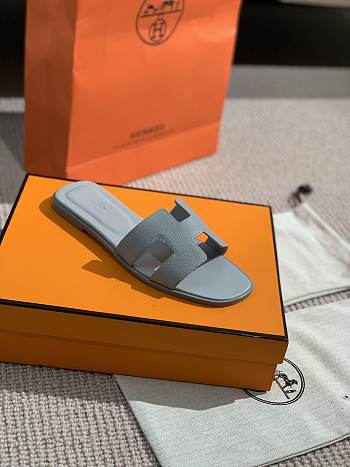 Hermes Oran sandal Grey