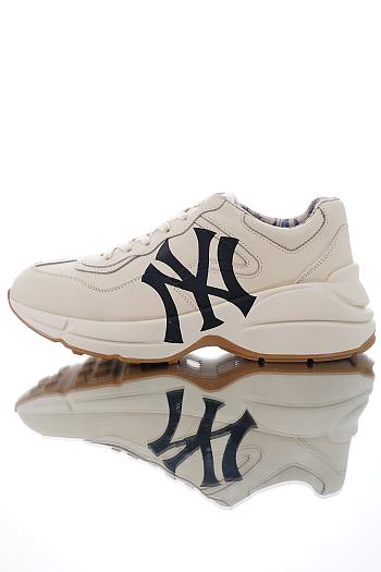 Women's Rhyton Gucci with NY print sneaker