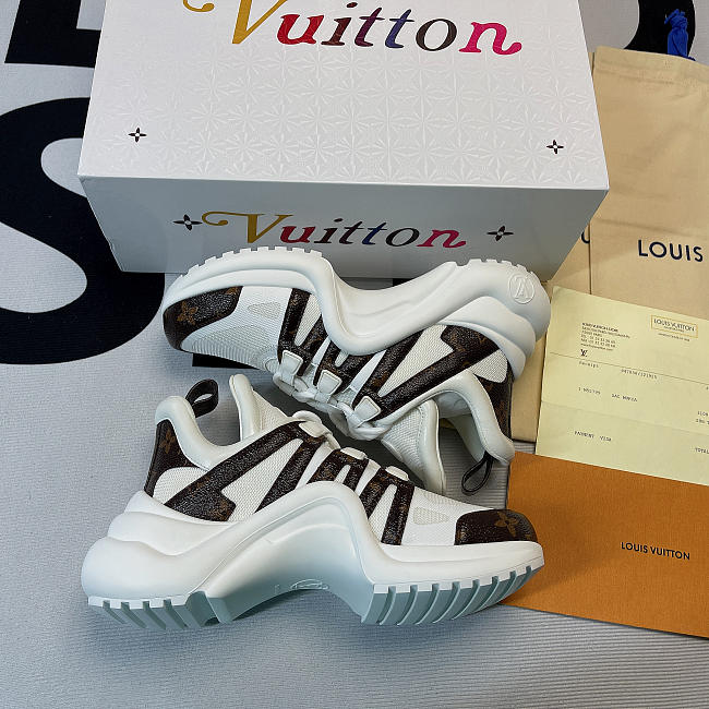 Louis Vuitton Archlight Trainer Monogram White (W) - coleshop.ru