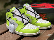 Air Jordan 1 Retro High OG Visionaire 555088-702 - 2