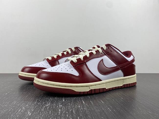 Nike Dunk Low PRM Vintage Team Red FJ4555-100 - 1