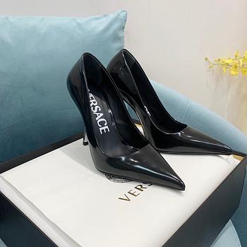 Versace Pin-Point Pumps Black