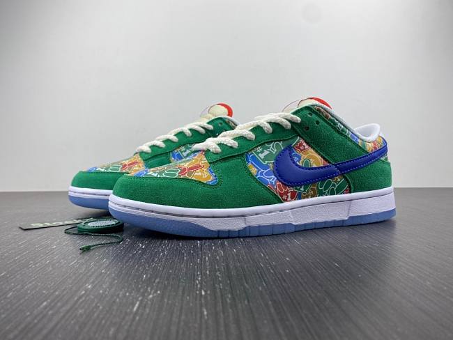 Nike Dunk Low Foam Finger DZ5184-300 - 1