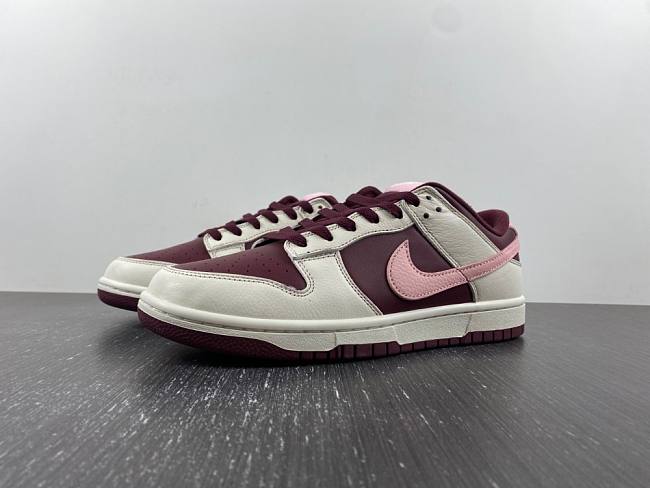 Nike Dunk Low Retro PRM Valentine's Day (2023) DR9705-100 - 1