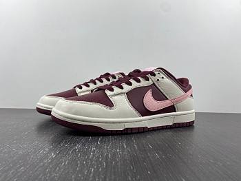 Nike Dunk Low Retro PRM Valentine's Day (2023) DR9705-100