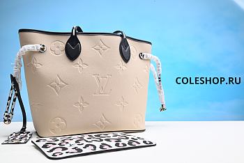 Louis Vuitton Bag No7