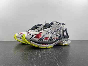 Balenciaga Runner Green Red 772774 W3RNY 0509