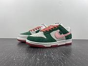 Nike Dunk Low SE All Petals United Fir Green FN8923-061 - 1