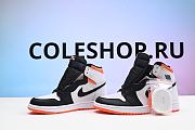 Air Jordan 1 Retro High Electro Orange 555088-180 - 5
