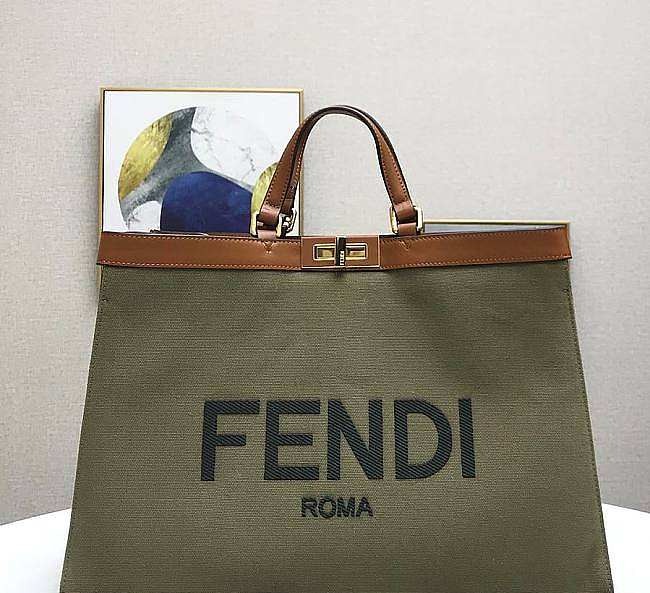 Fendi Peekaboo X-Tote Logo Print8BH374 Size 41 x 29 x 14 cm - 1