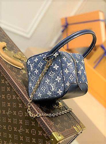 Louis Vuitton Square Handbags- M59611-16*16*16CM - 1