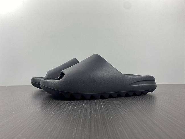Adidas Yeezy Slide Onyx HQ6448 - 1