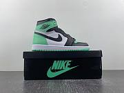 Air Jordan 1 High OG “Green Glow” DZ5485-130 - 2