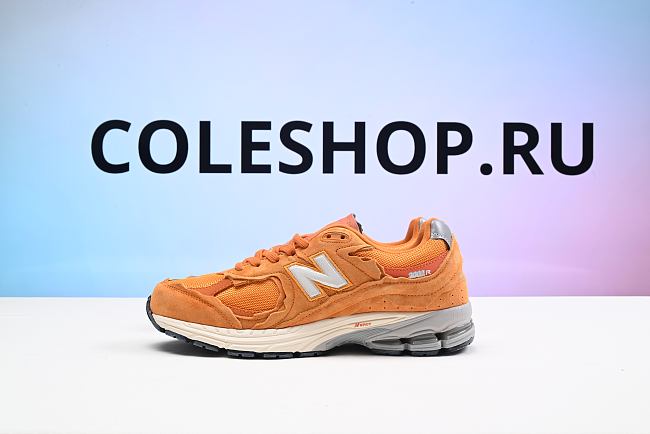 New Balance 2002R Protection Pack Vintage Orange M2002RDE - 1