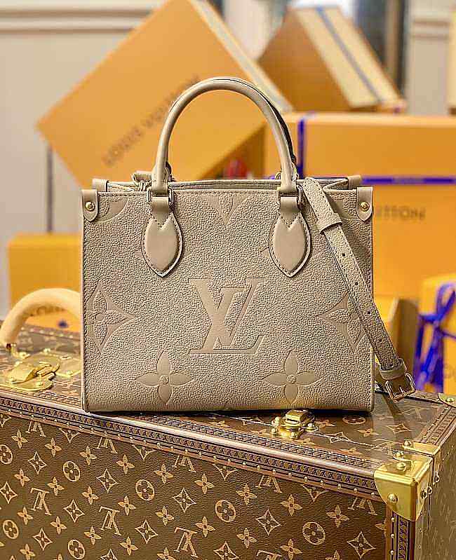 Louis Vuitton Onthego Empreinte Monogram Beige Tote Bag M45660 Size 25x19x11.5cm - 1