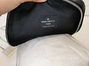 Preowned Louis Vuitton Avenue Sling Bag Damier Graphite Canvas - 2