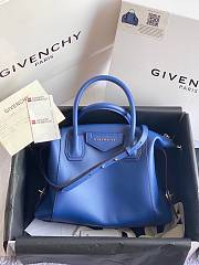 Givenchy Antigona Bag in Box Leather Blue - 3