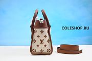 Louis Vuitton MM High End Leathers Size 30x24x14cm - 3