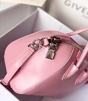 Givenchy Antigona Bag in Box Leather Lighting Pink - 4