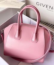 Givenchy Antigona Bag in Box Leather Lighting Pink - 2