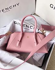 Givenchy Antigona Stretch Bag in Box Leather Pink - 3