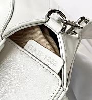 Givenchy Antigona Stretch Bag in Box Leather White - 2