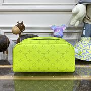 Louis Vuitton Dopp Kit toilet pouch M10144 SIZE28x15x16.5CM - 1