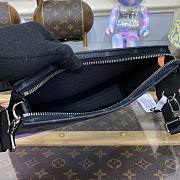 Louis Vuitton Gaston Wearable Wallet M81972 SIZE22x14.5x4.5CM - 5