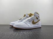 Air Jordan 1 Retro High OG Metallic Gold FD2596-107 - 1