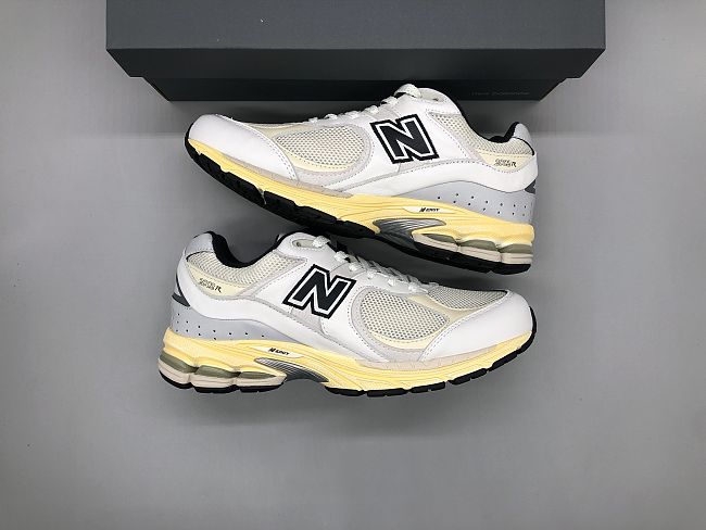 New Balance 2002R ：ML2002RT - 1
